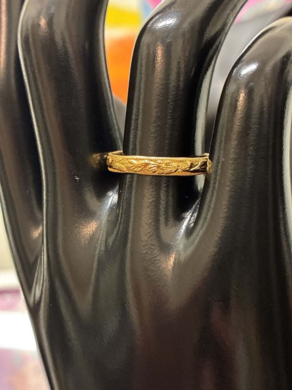 RARE! Vintage 1920s Art Deco Floral Milligrain Engraved 14K Gold Wedding Band